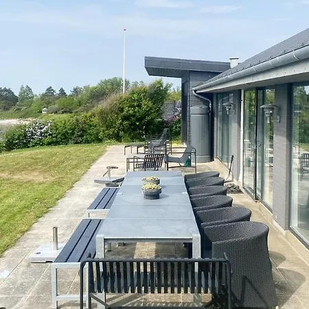 Hébergement de vacances Summer House With Sea View And Private