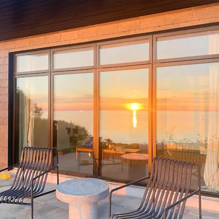 度假居 Summer House With Sea View And Private Martofte